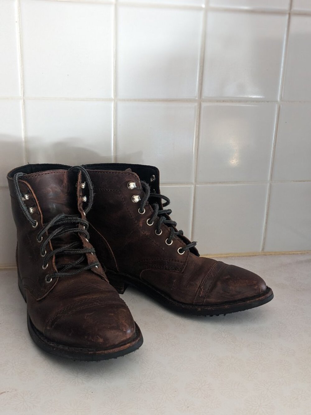 Thursday Captain Boot size 6
